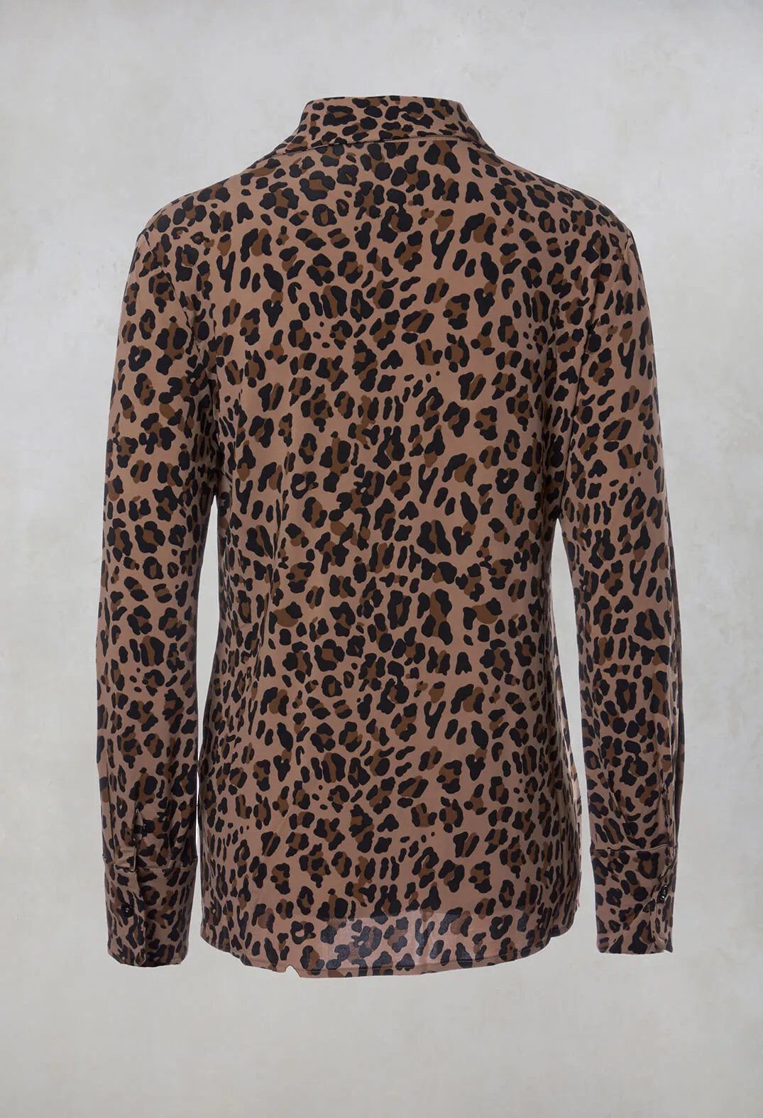 Blouse in Leopard / Camel