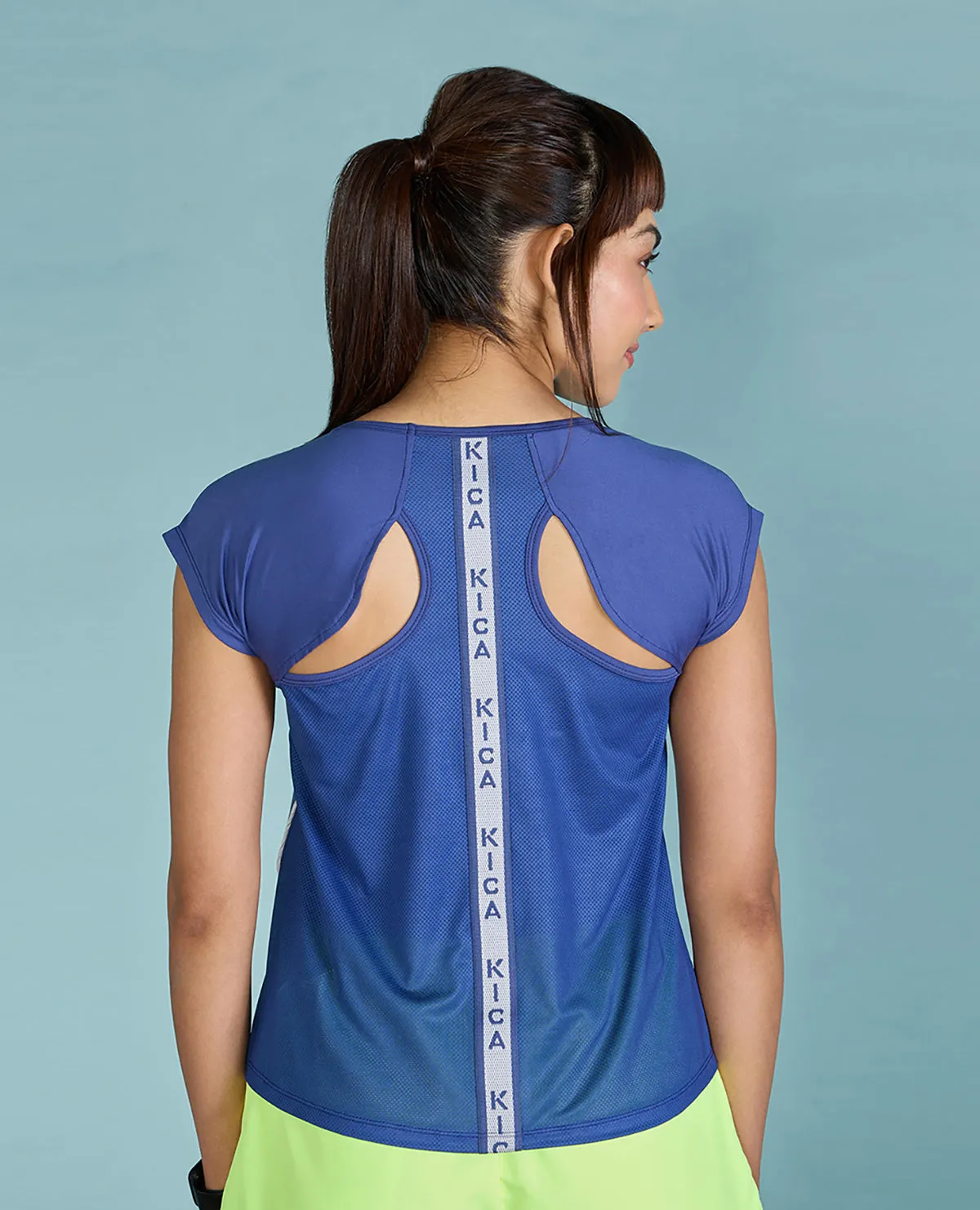 Feather Feel Running Top With Back Tape