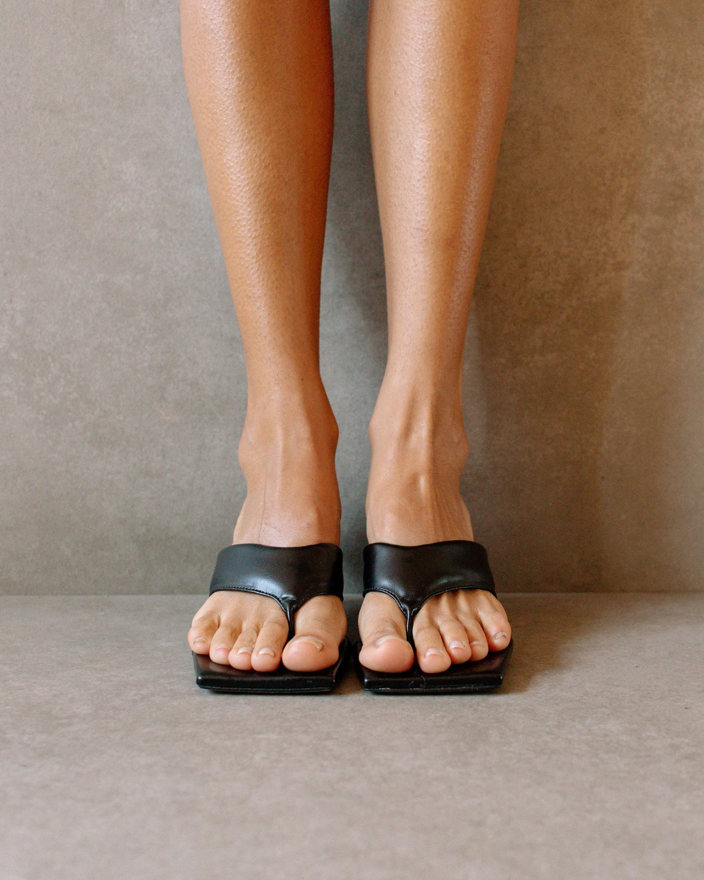 Jolla Black Sandals